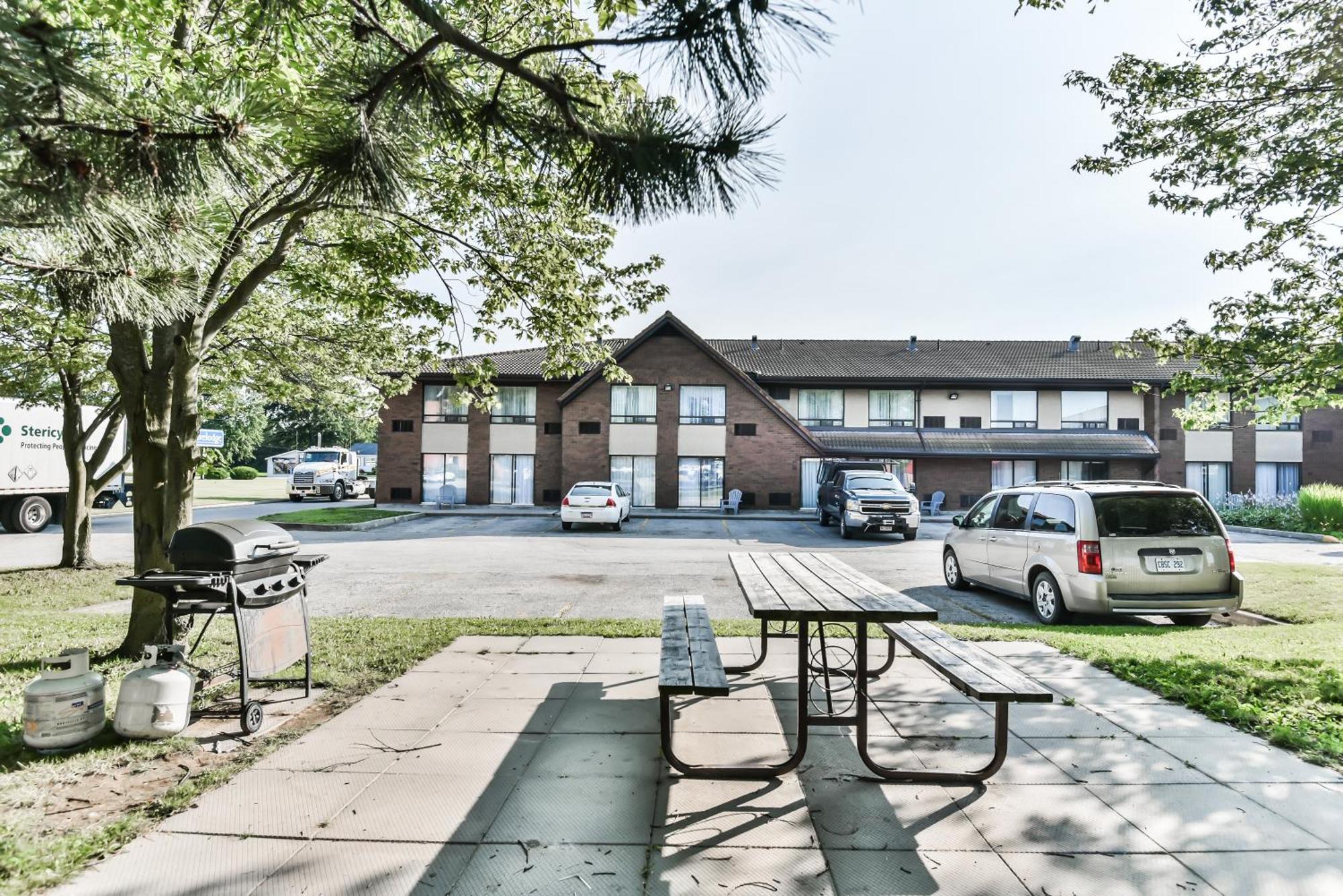 Comfort Inn Chatham-Kent Eksteriør bilde