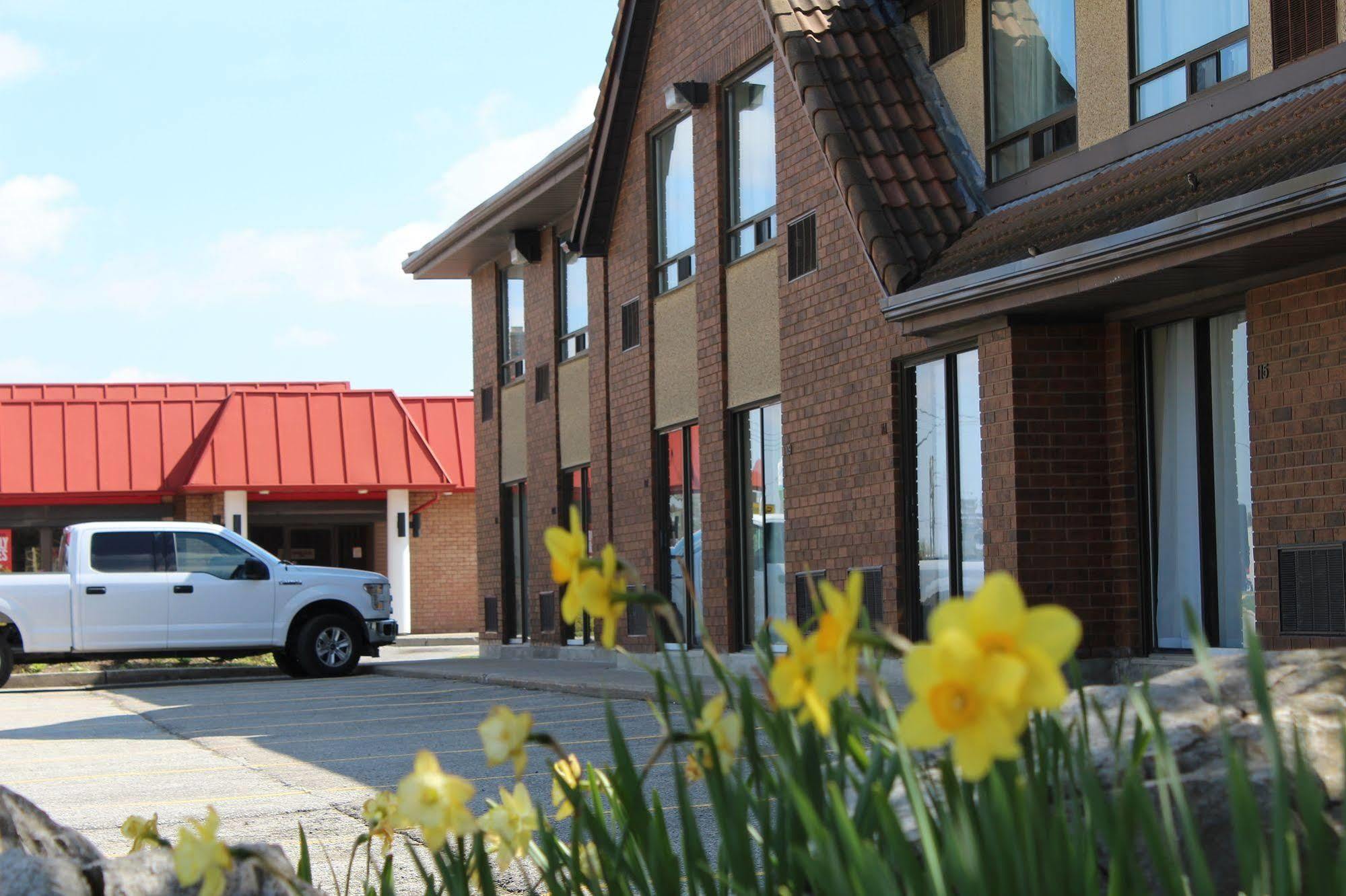 Comfort Inn Chatham-Kent Eksteriør bilde